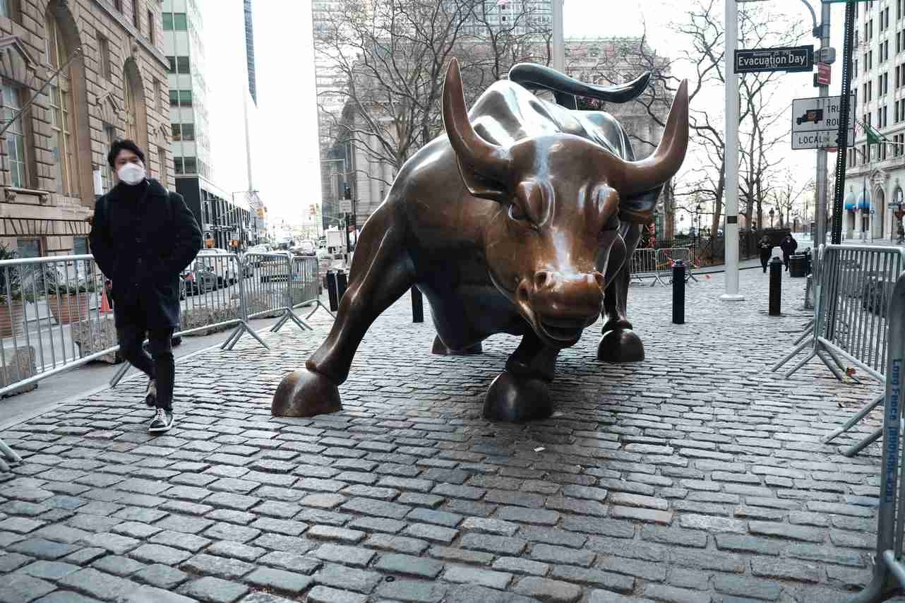 第四季度加密货币飙升 历史趋势、美联储政策转变与 ETF 需求同步