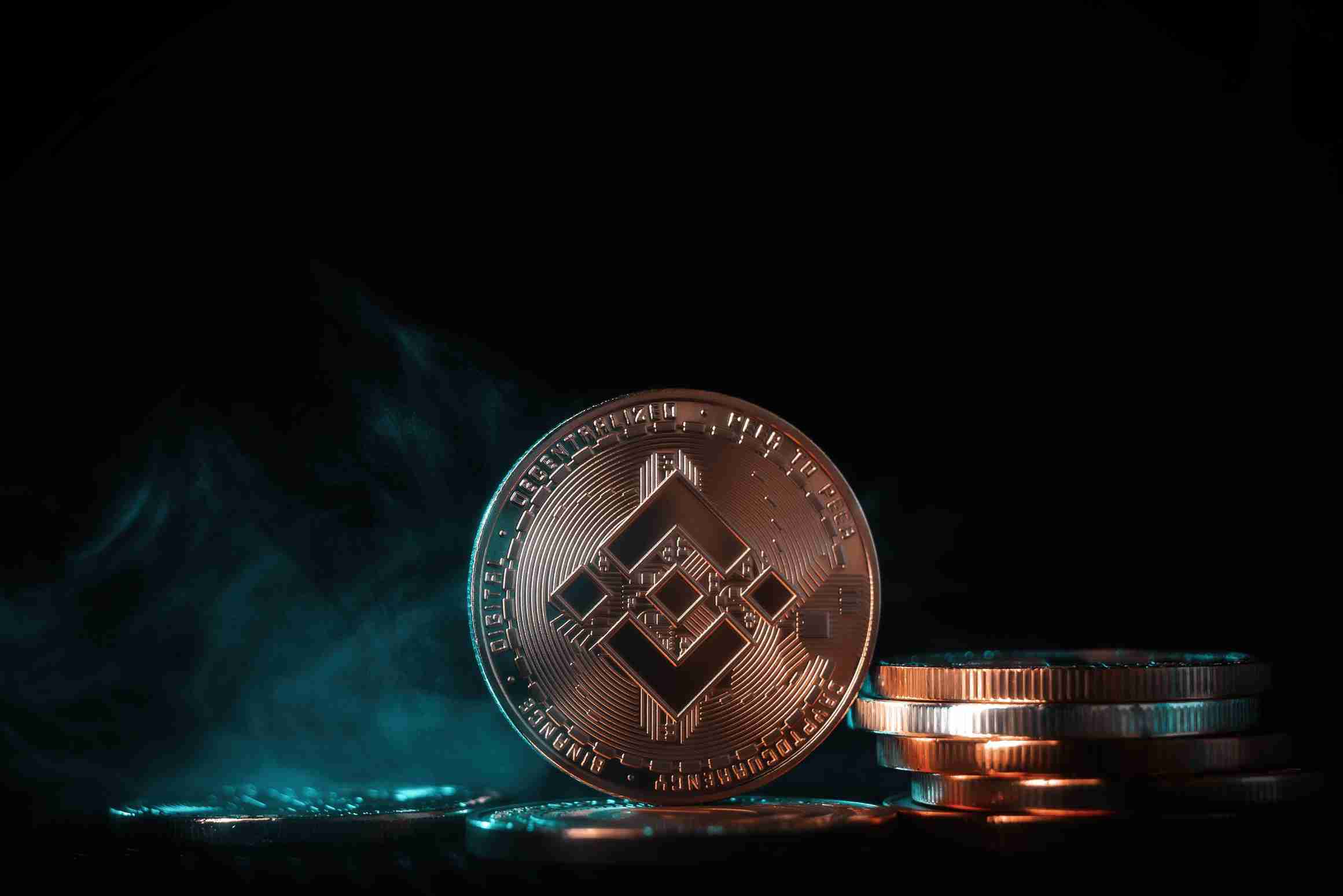 BNB 链发布多重签名迁移警报，700 美元支撑位成为关键价位
