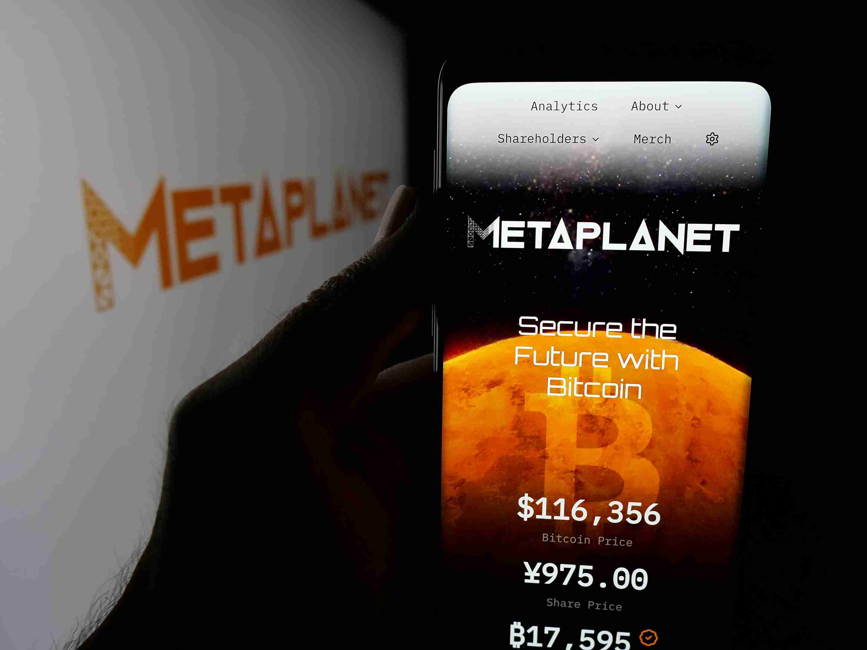 Metaplanet 获得高达 1.3 亿美元的比特币贷款，与此同时，交易员宣布比特币价格已跌至 8 万美元的周期底部。