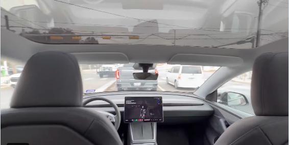 特斯拉Robotaxi里程碑：“真无人驾驶”在奥斯丁上路